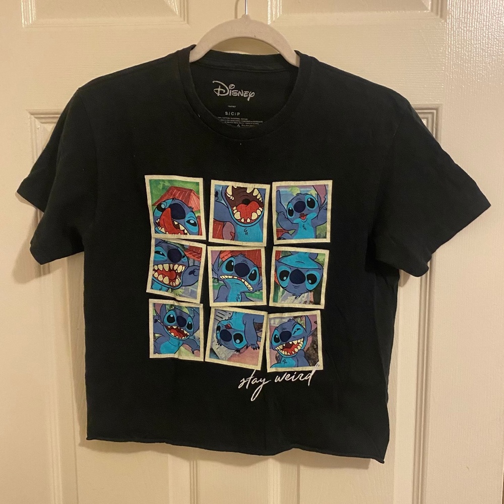 Size Small Black Disney Stitch Print Short-Sleeve Cropped T-Shirt